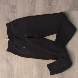 Lululemon black get going jogger size 2